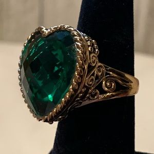 Sajen Green Quartz Gold Tone "Amore" Ring. Unique & Victorian Witchy.